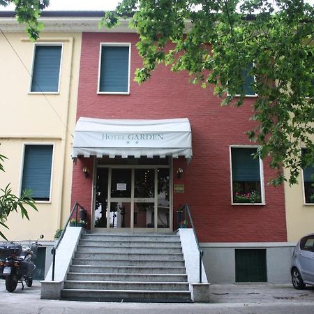 Hotel Garden Milan Luaran gambar