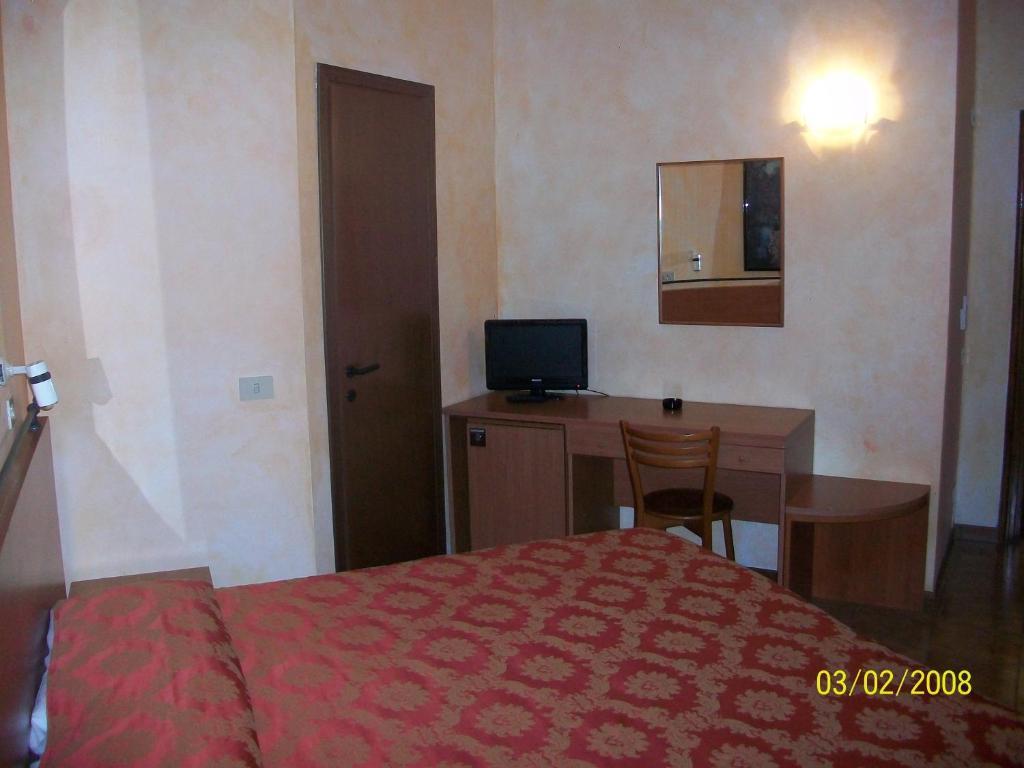 Hotel Garden Milan Bilik gambar